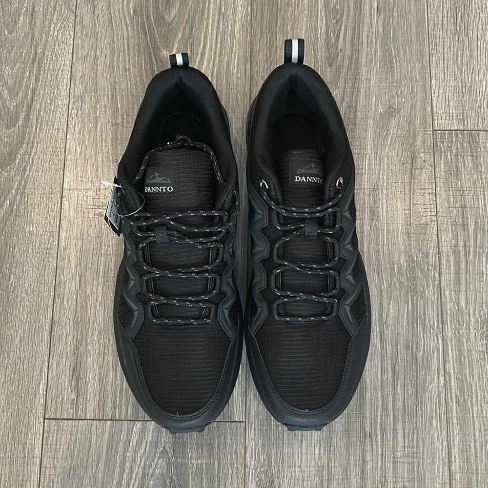 Dannto men hiking shoes